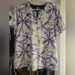 Healing Hands This Season Scrub Top Size XL Brand New